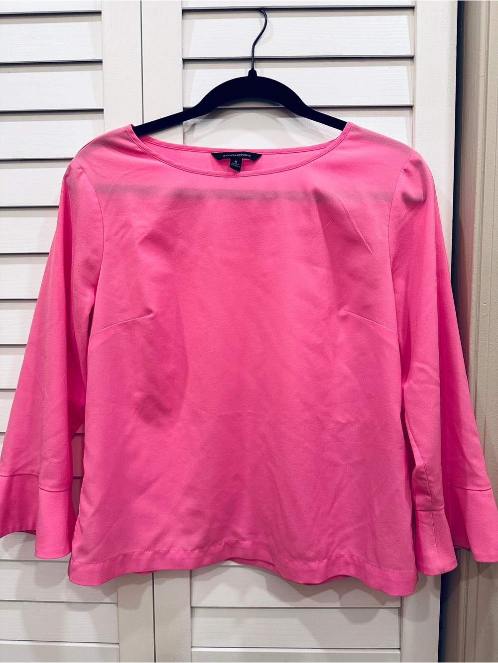 Banana Republic Pink Boatneck Bell-Sleeve Top size Small